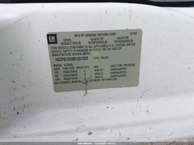 Chevrolet Express Work Van Image 13