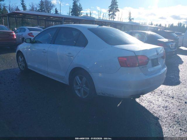 Volkswagen Jetta 2.0l Tdi Image 8