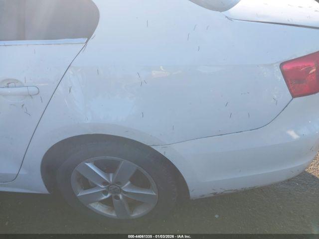 Volkswagen Jetta 2.0l Tdi Image 15