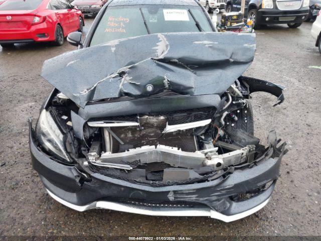 Mercedes-Benz C-Class Sport Image 20