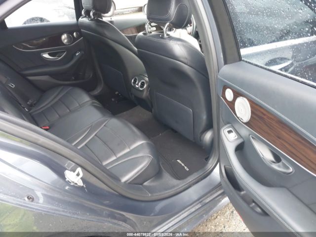 Mercedes-Benz C-Class Sport Image 6