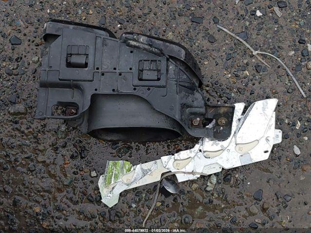 Mercedes-Benz C-Class Sport Image 12