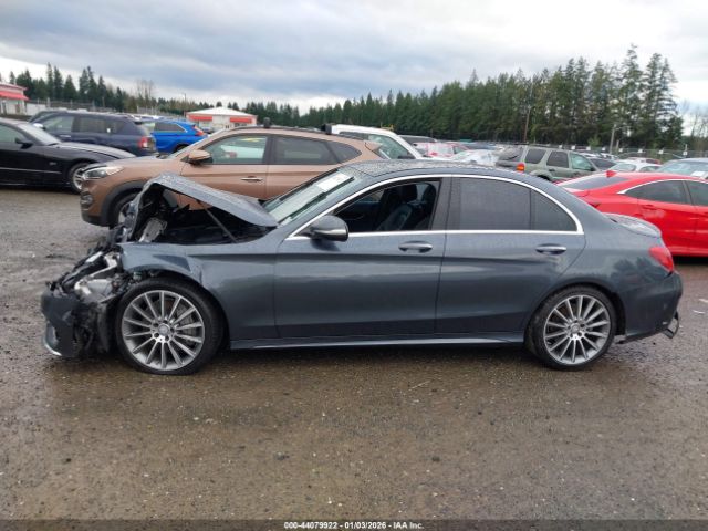 Mercedes-Benz C-Class Sport Image 13