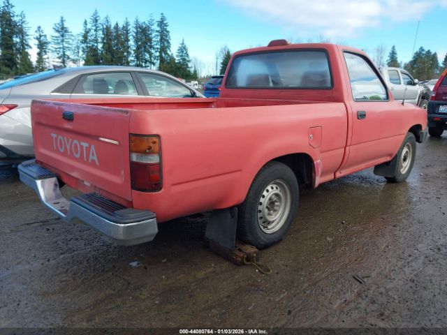 Toyota Pickup Image 3