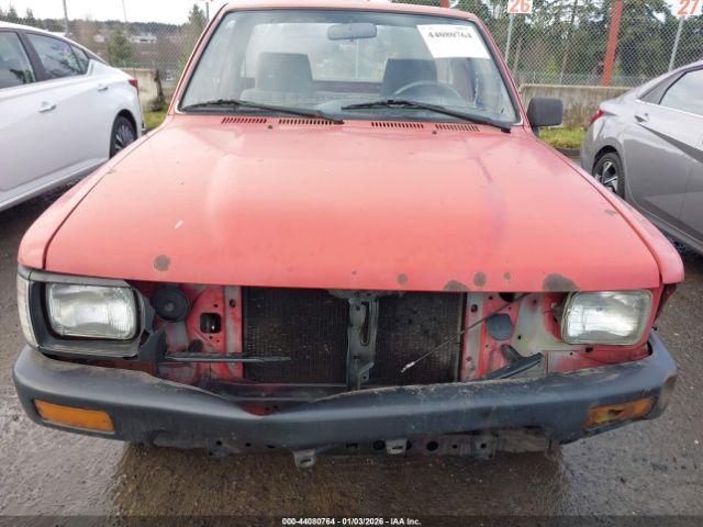 Toyota Pickup Image 4