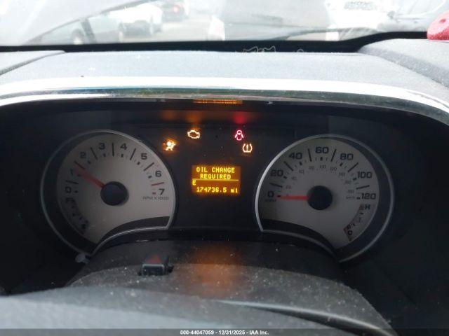 Ford Explorer Limited Image 7