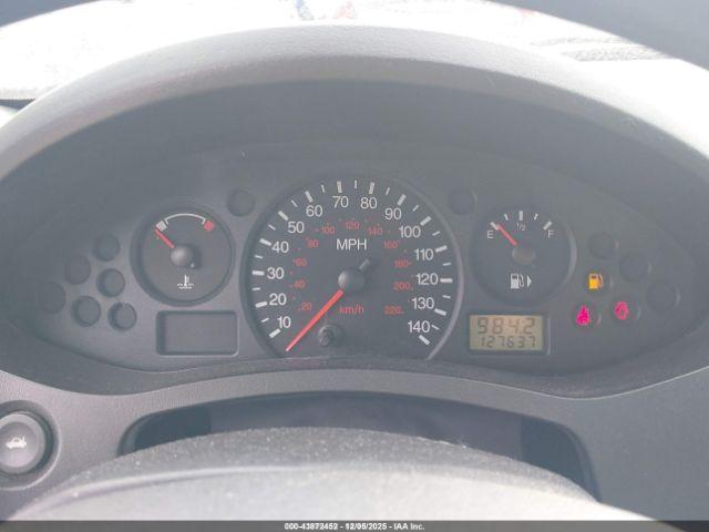 Ford Focus Zx4 Image 2