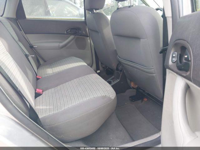 Ford Focus Zx4 Image 7