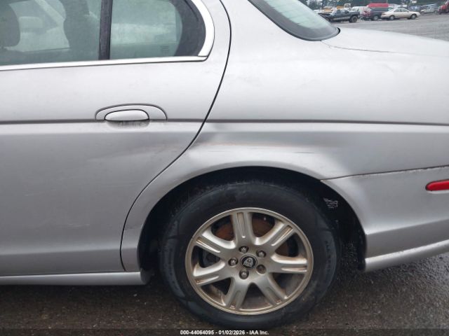 Jaguar S-Type 3.0l V6 Image 6