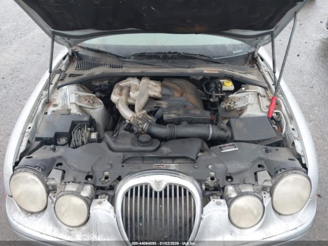 Jaguar S-Type 3.0l V6 Image 4
