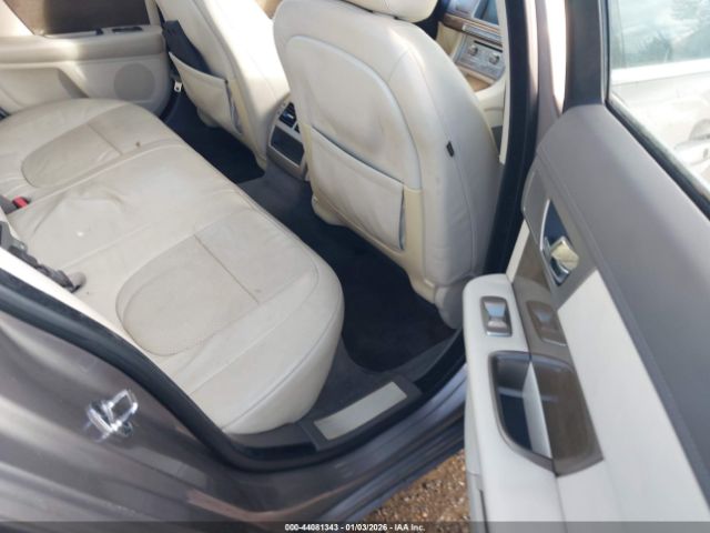 Jaguar XF Supercharged Image 13