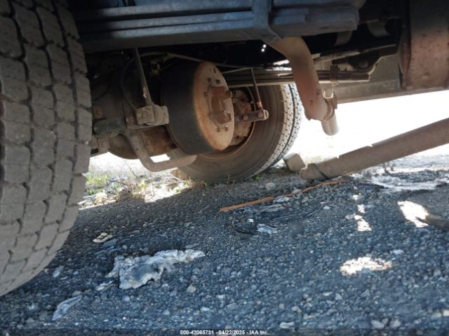 Ford F-59 Commercial Stripped Image 10