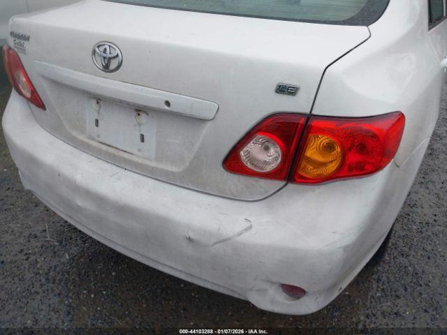 Toyota Corolla Le Image 13