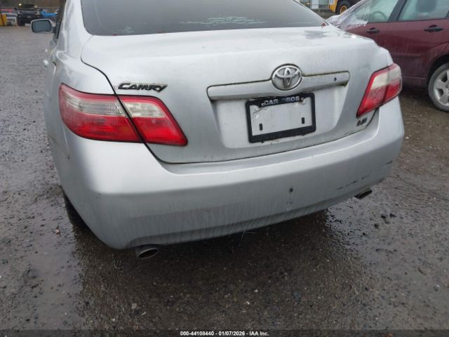 Toyota Camry Le V6 Image 4