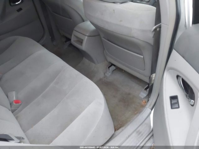 Toyota Camry Le V6 Image 5