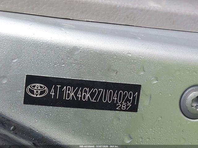 Toyota Camry Le V6 Image 8