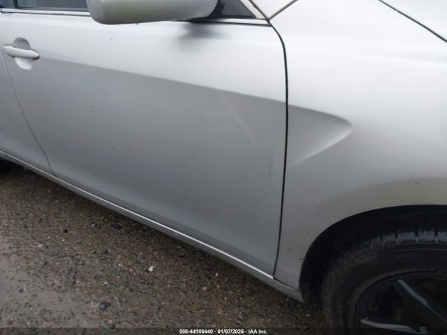 Toyota Camry Le V6 Image 6