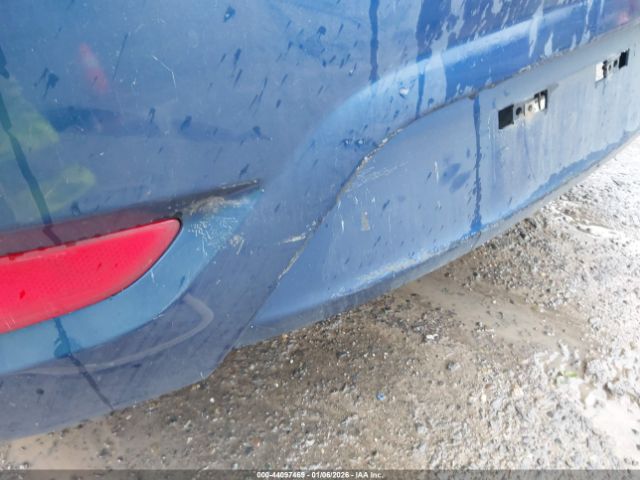 Hyundai ACCENT Se Image 8