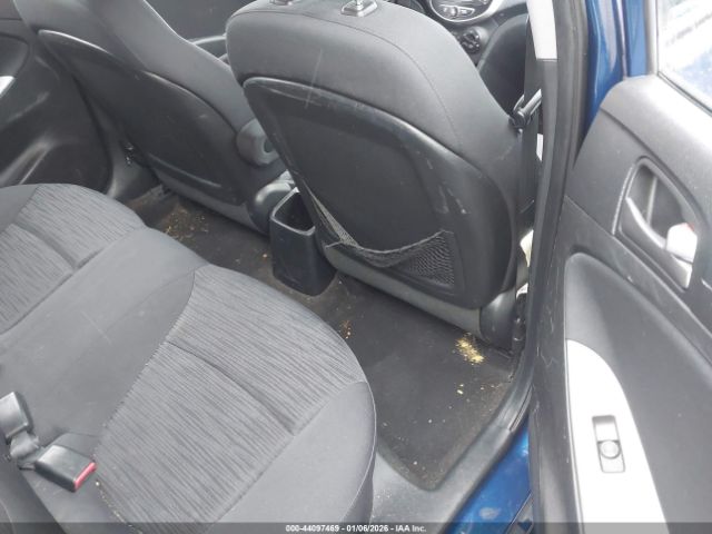 Hyundai ACCENT Se Image 4