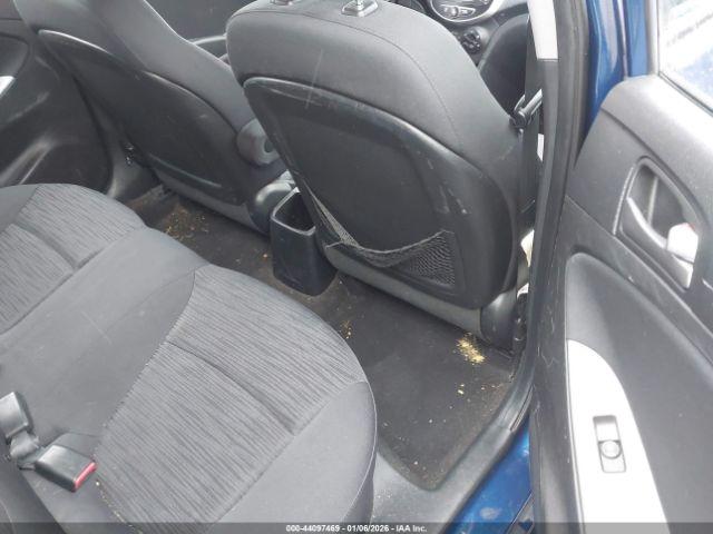 Hyundai ACCENT Se Image 4