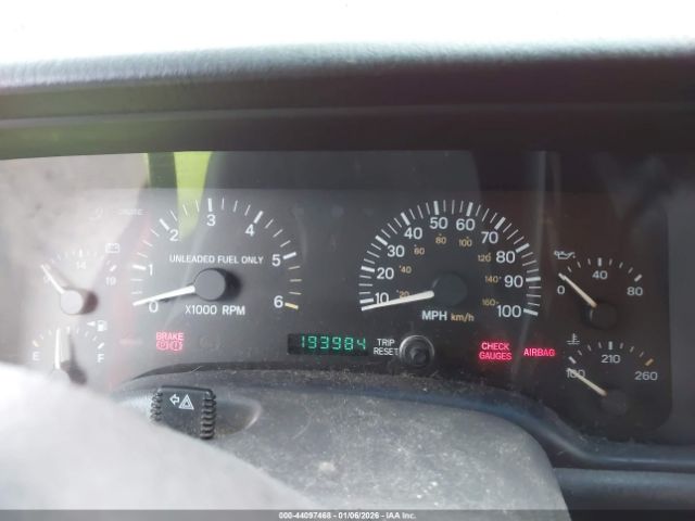 Jeep Cherokee Image 5