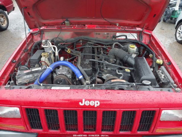 Jeep Cherokee Image 12