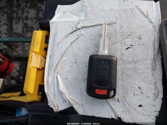 Mitsubishi Mirage Es Image 4