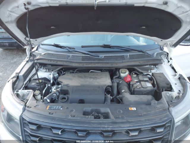 Ford Explorer Sport Image 5