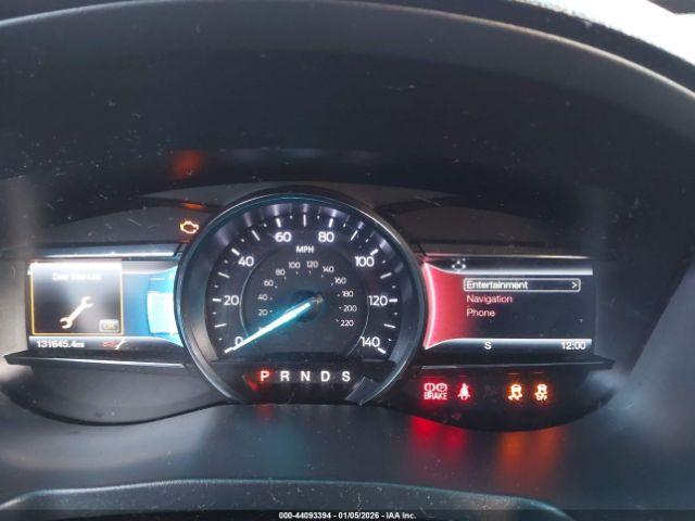 Ford Explorer Sport Image 6