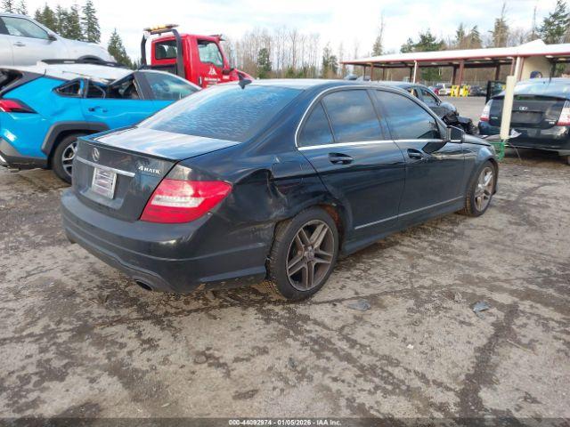 Mercedes-Benz C-Class Sport 4matic Image 10