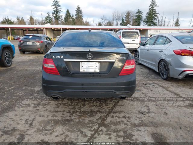 Mercedes-Benz C-Class Sport 4matic Image 2
