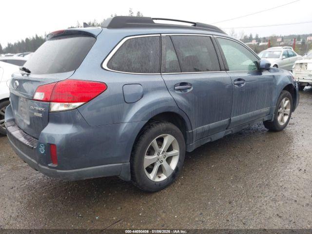 Subaru Outback 2.5i Limited Image 5