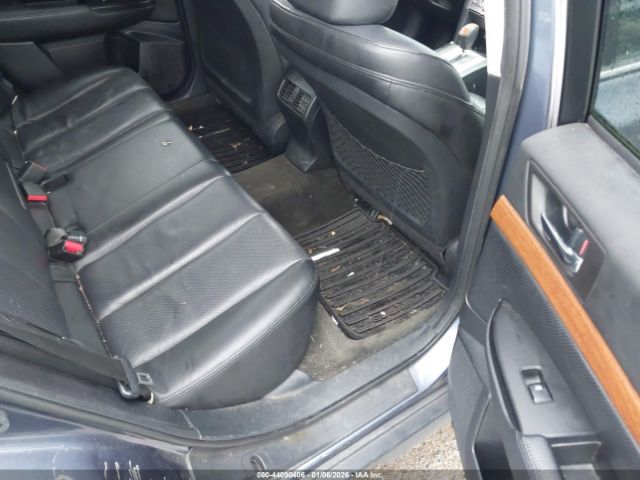 Subaru Outback 2.5i Limited Image 8