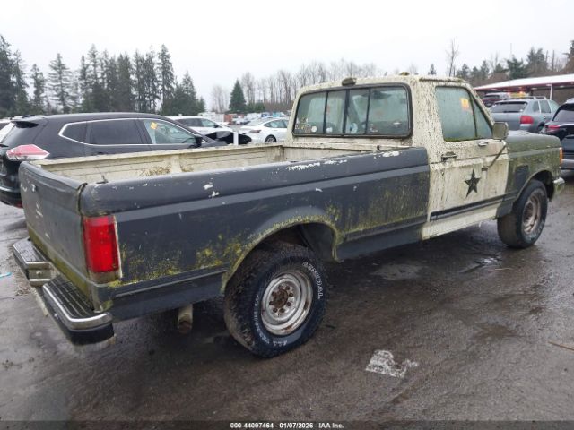 Ford F-250 Image 11