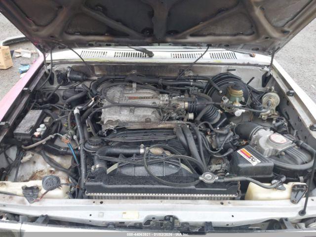 Toyota 4Runner Vn39 Sr5 Image 11