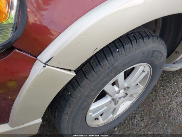 Ford Explorer Eddie Bauer Image 3