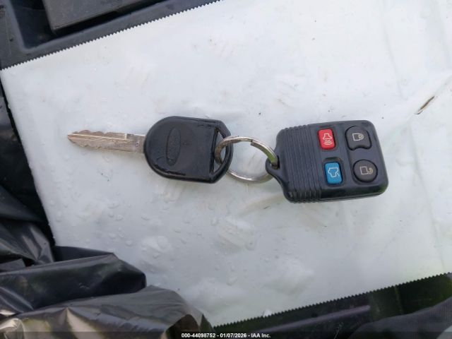 Ford Explorer Eddie Bauer Image 8