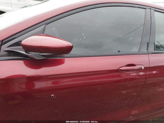 Chrysler 200 S Image 5