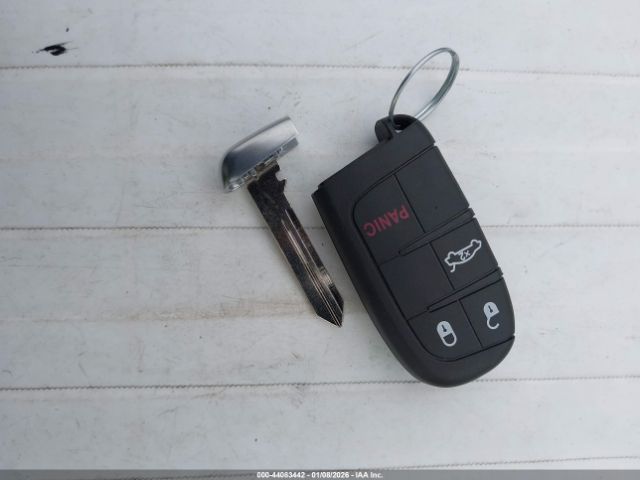 Chrysler 200 S Image 11