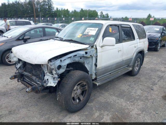 Toyota 4Runner Sr5 V6 Limited Image 7