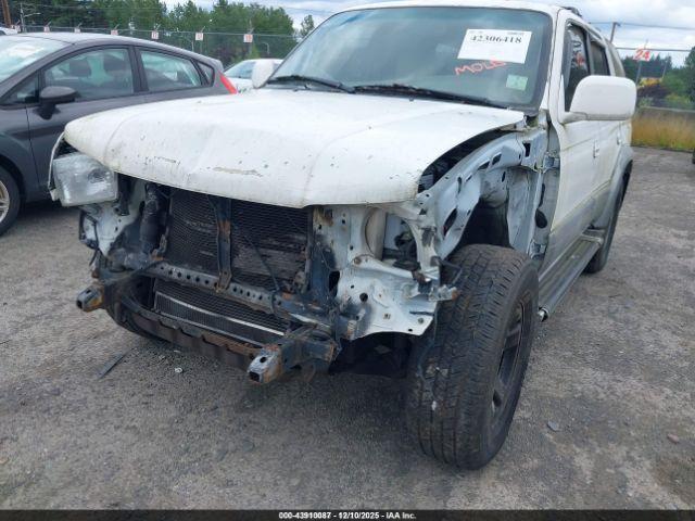 Toyota 4Runner Sr5 V6 Limited Image 5