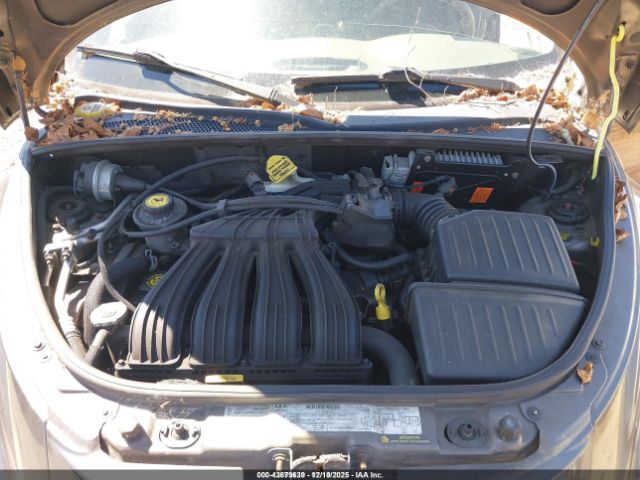 Chrysler PT Cruiser Limited Image 10