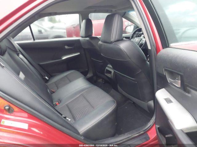 Toyota Camry Se Image 3