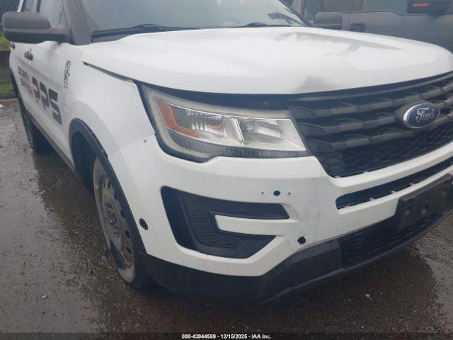 Ford Utility Police Intercepto Image 14