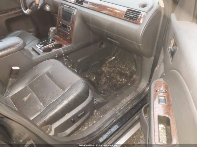 Ford Taurus Limited Image 6