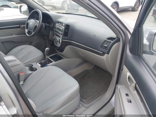 Hyundai SANTA FE Gls Image 4