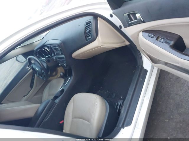 Kia Optima Ex Image 10