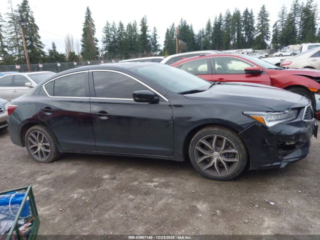 Acura ILX Premium Package Image 2