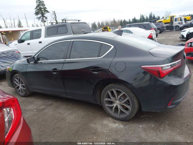 Acura ILX Premium Package Image 14