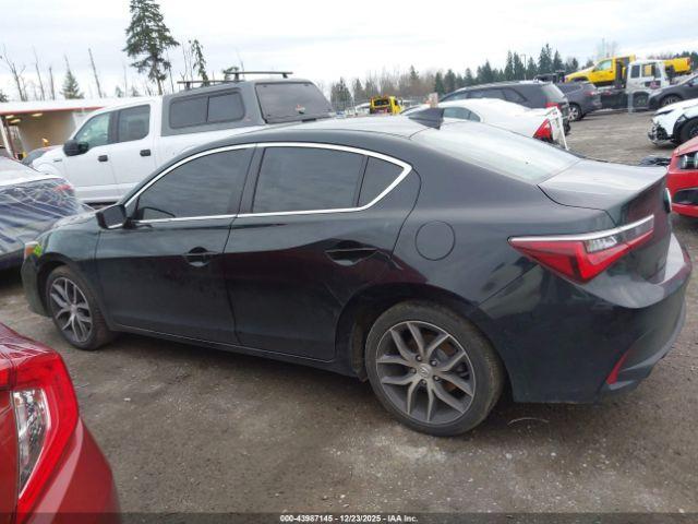 Acura ILX Premium Package Image 14